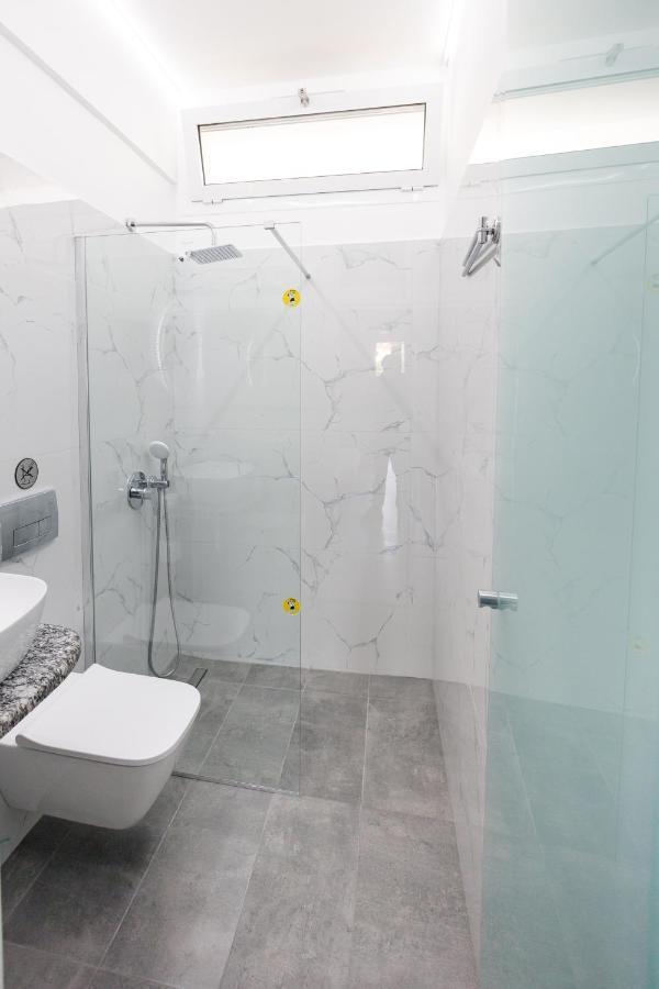 Theodora Apartments Avía Kültér fotó
