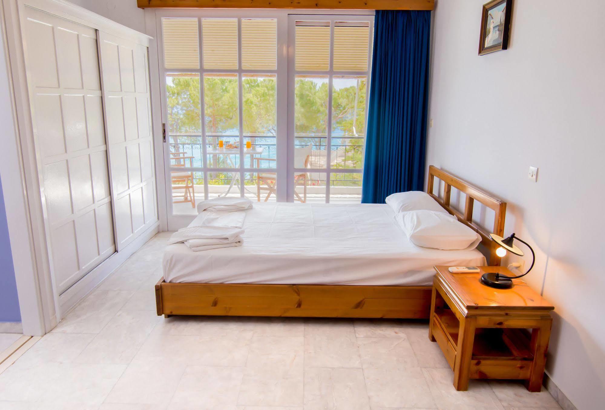 Theodora Apartments Avía Kültér fotó